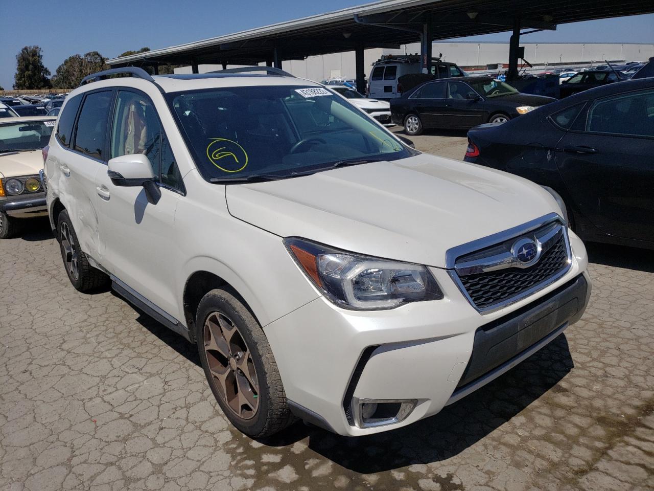 SUBARU FORESTER 2 2015 with VIN JF2SJGUC2FH524958 - Photo from auction