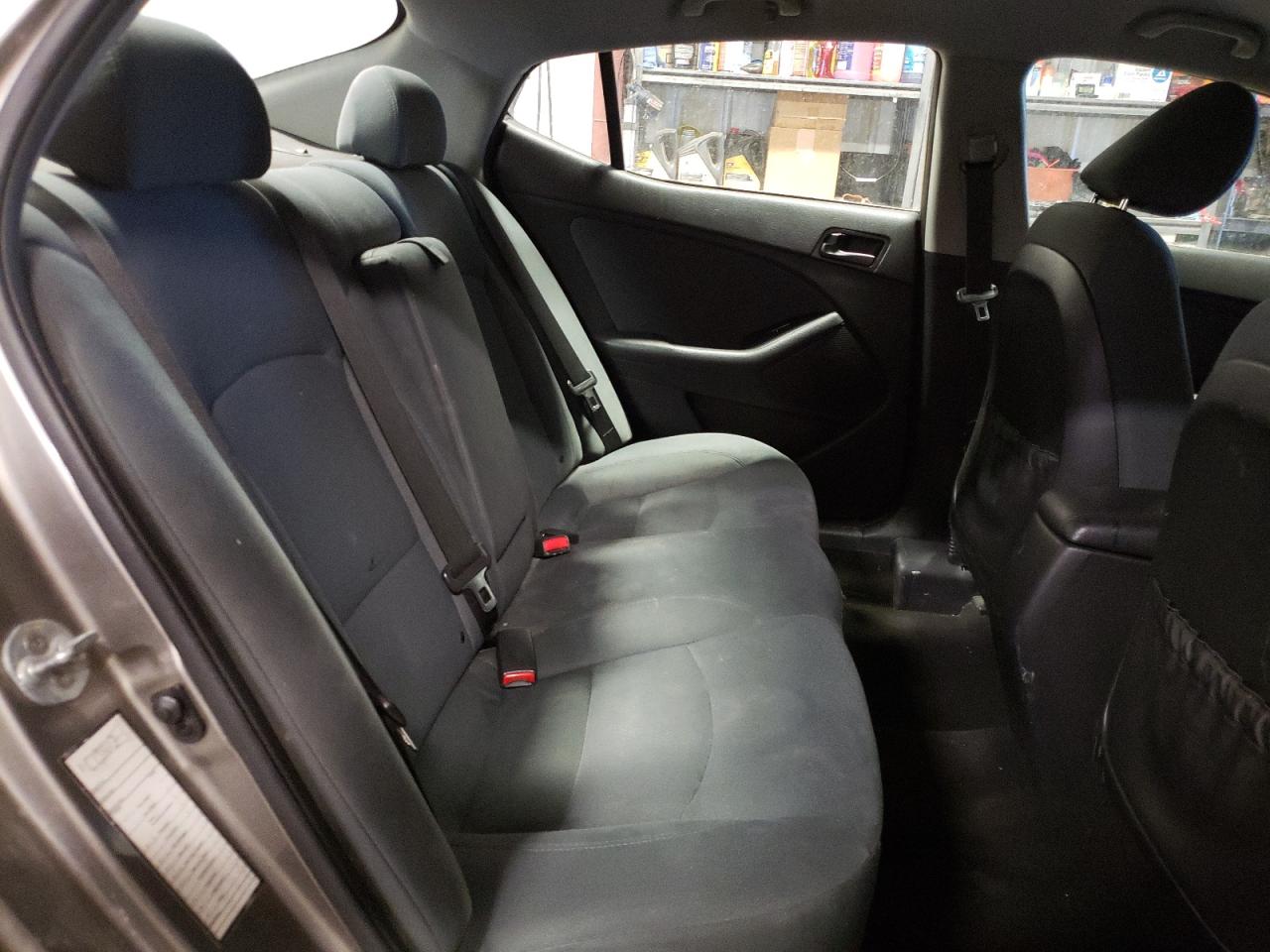 Photo 6 from auction – 2015 KIA OPTIMA LX with VIN 5XXGM4A76FG475004