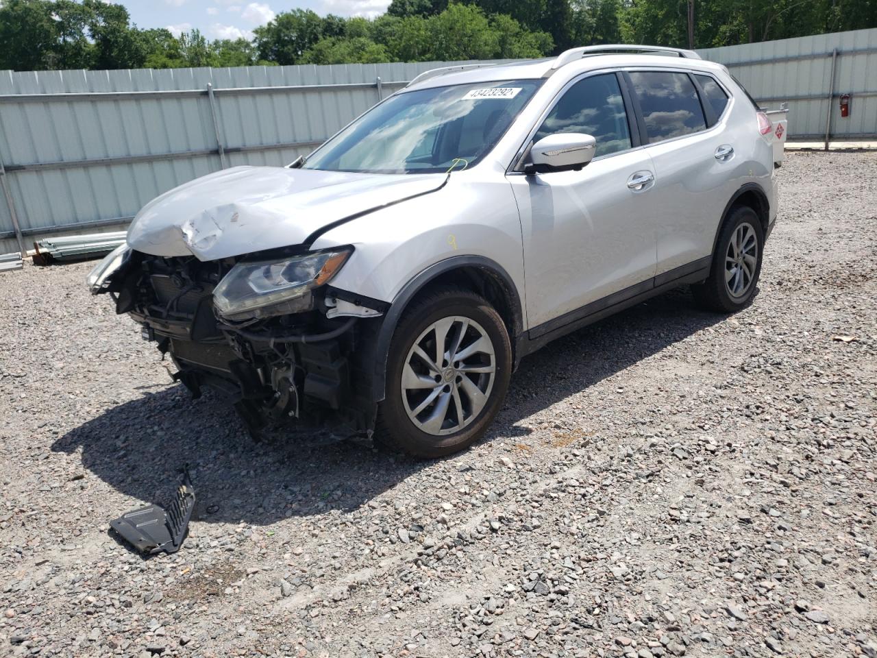 Photo 2 from auction – 2015 NISSAN ROGUE S with VIN 5N1AT2MVXFC848144