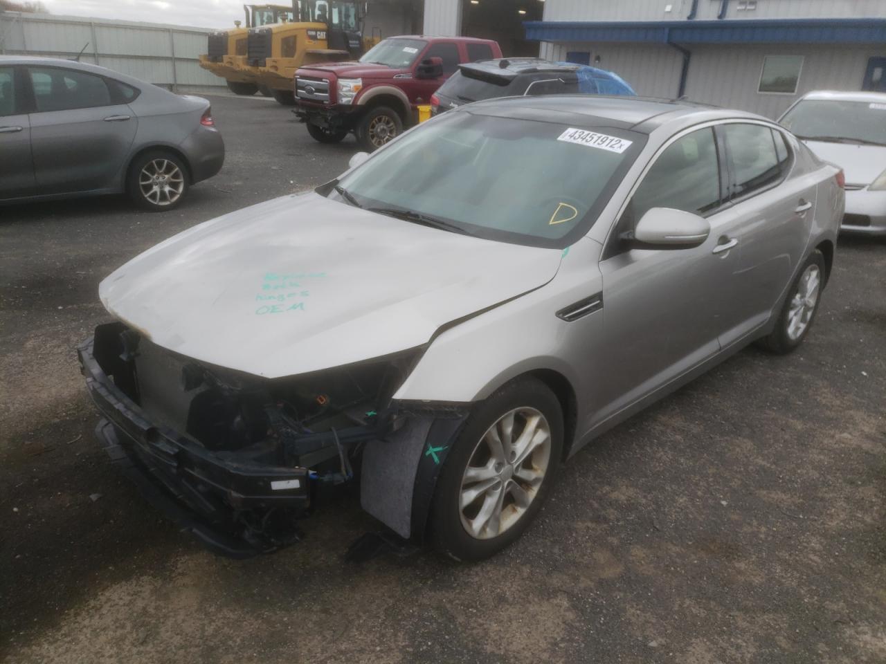 Zdjęcie 2 z aukcji – 2013 KIA OPTIMA EX z VIN 5XXGN4A72DG131258