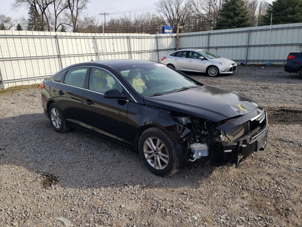 HYUNDAI SONATA SE 2016 with VIN 5NPE24AF2GH305670 - Photo from auction