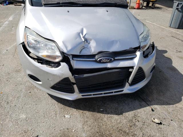 Photo 9 from auction – 2014 FORD FOCUS SE with VIN 1FADP3K20EL157410