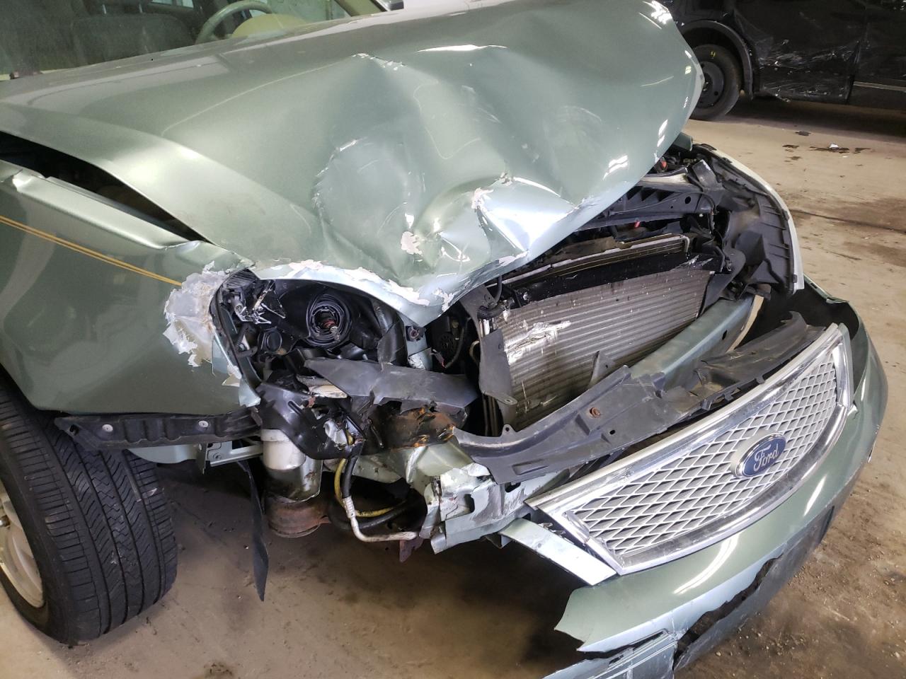 Photo 9 from auction – 2007 FORD FIVE HUNDR with VIN 1FAHP24137G135977