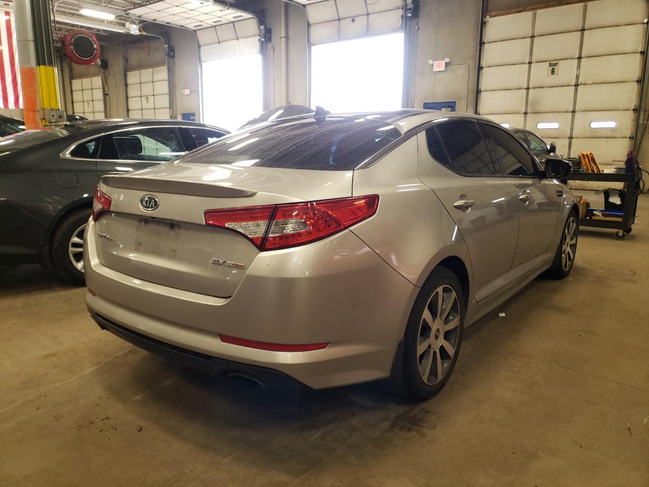 Photo 4 from auction – 2012 KIA OPTIMA SX with VIN 5XXGR4A62CG047662