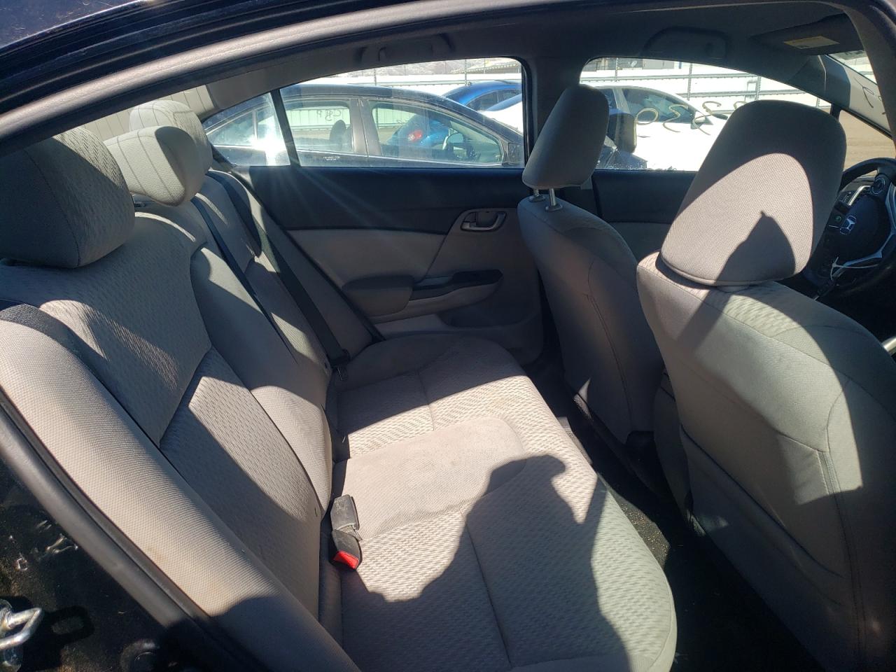 Photo 6 from auction – 2015 HONDA CIVIC LX with VIN 19XFB2F54FE251798