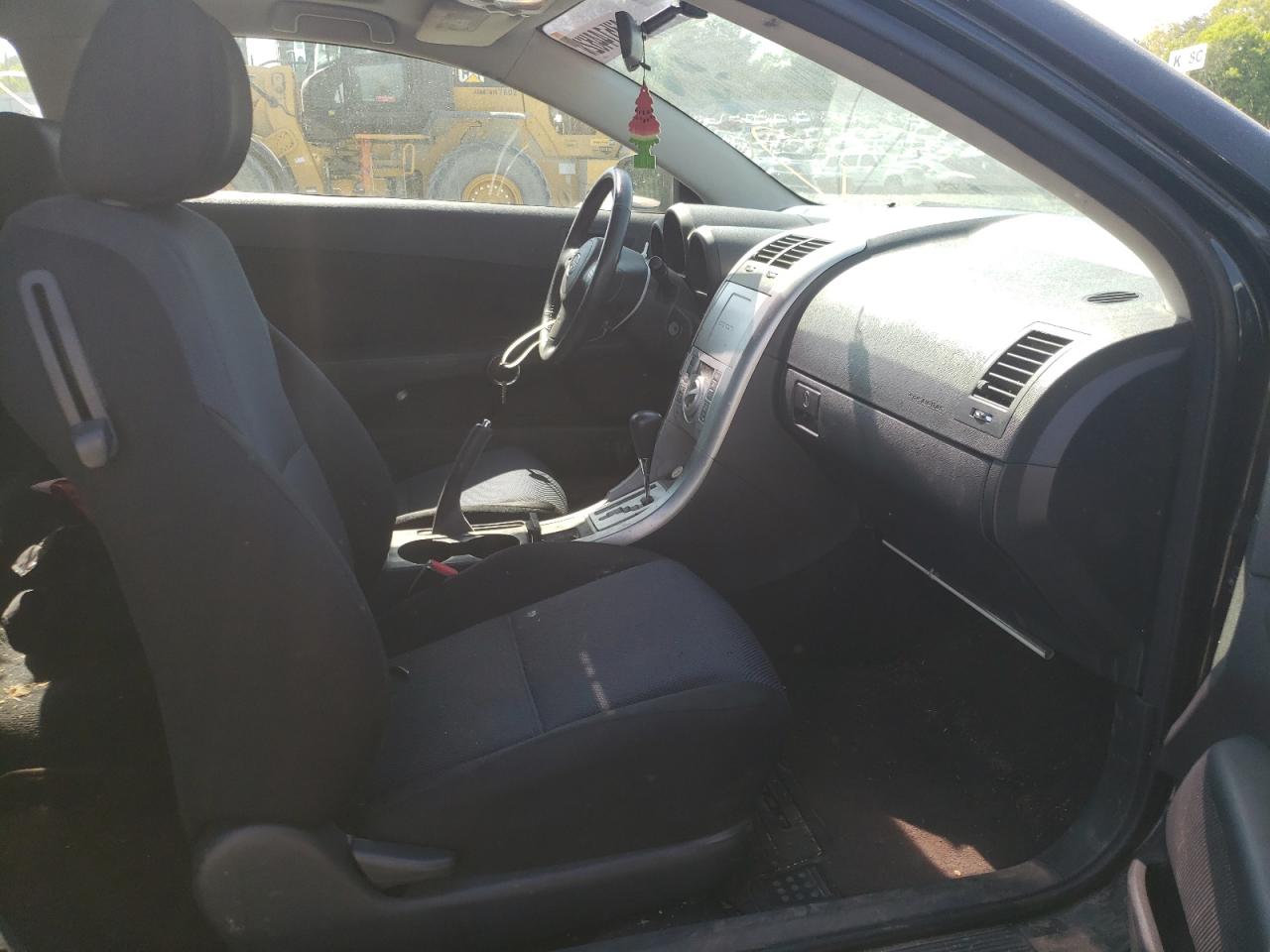 Photo 5 from auction – 2006 TOYOTA SCION TC with VIN JTKDE177760081396