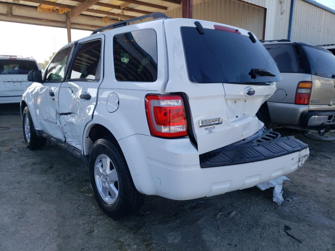 Foto 3 de la subasta – 2010 FORD ESCAPE XLT con VIN 1FMCU0D70AKB89033