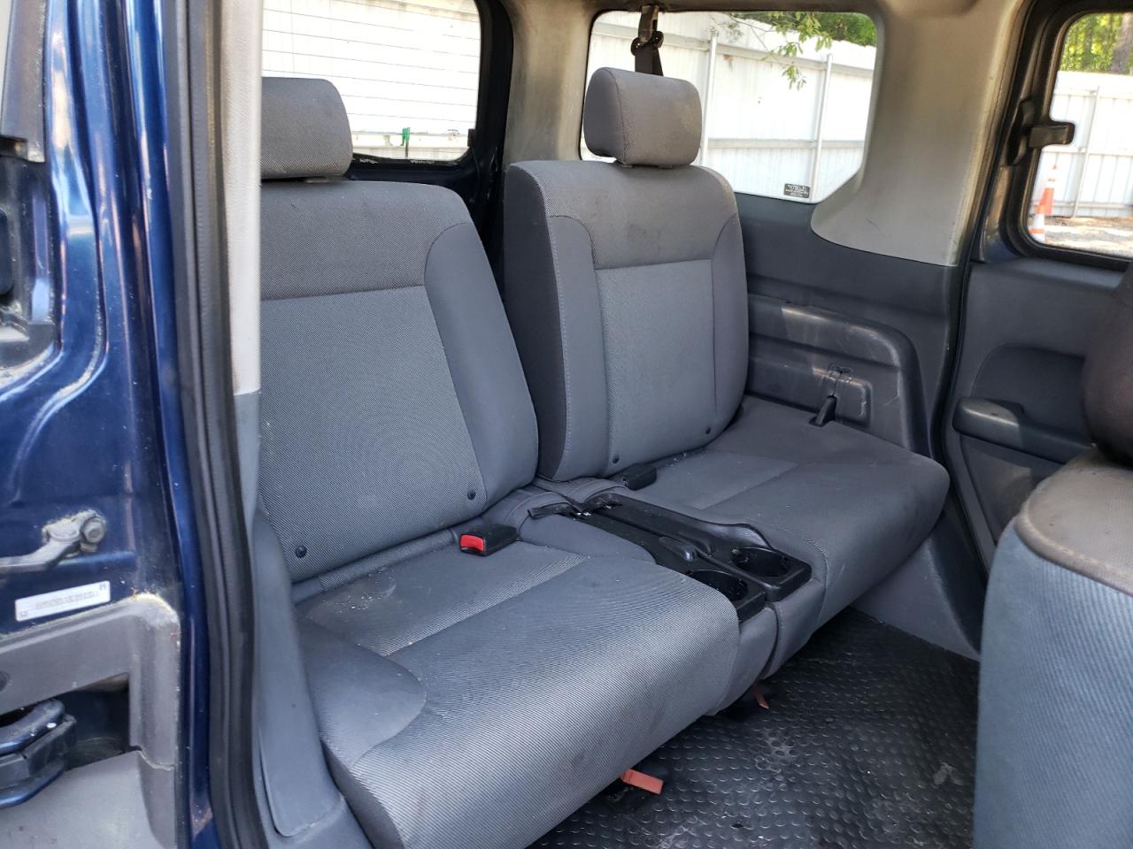 Photo 6 from auction – 2003 HONDA ELEMENT EX with VIN 5J6YH28533L010333