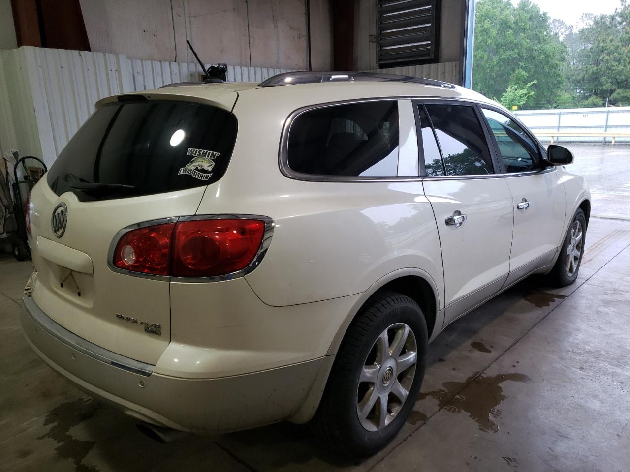 Photo 4 from auction – 2008 BUICK ENCLAVE CX with VIN 5GAER23788J229761