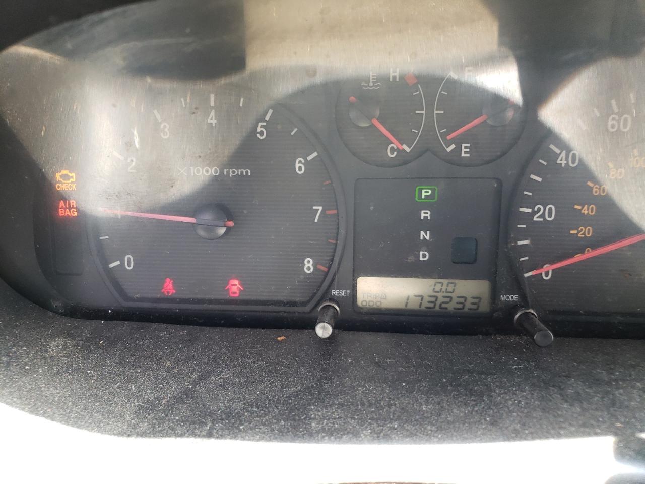 Photo 8 from auction – 2005 HYUNDAI SONOTA with VIN KMHWF35H75A120271