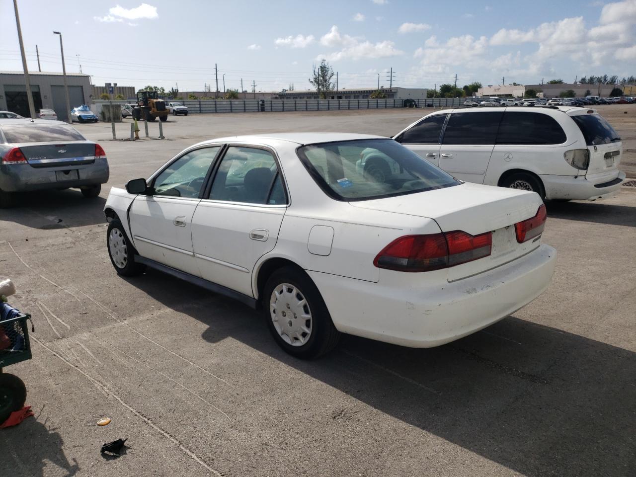 Photo 3 from auction – 2001 HONDA ACCORD with VIN 1HGCG56451A090629