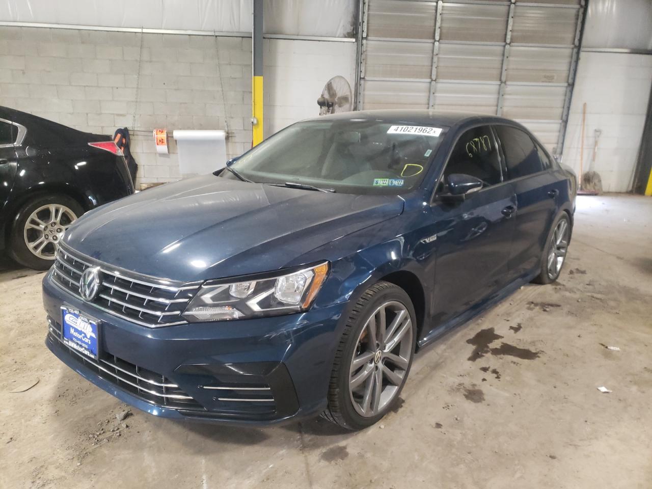 Photo 2 from auction – 2018 VOLKSWAGEN PASSAT S with VIN 1VWAA7A36JC034685