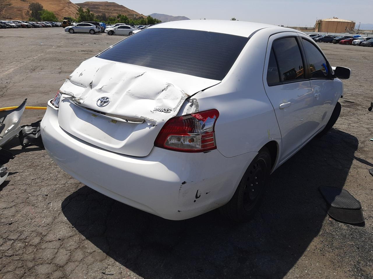 Photo 4 from auction – 2012 TOYOTA YARIS with VIN JTDBT4K32CL030439