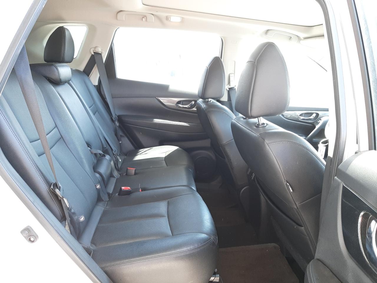 Photo 6 from auction – 2016 NISSAN ROGUE S with VIN 5N1AT2MT5GC813236