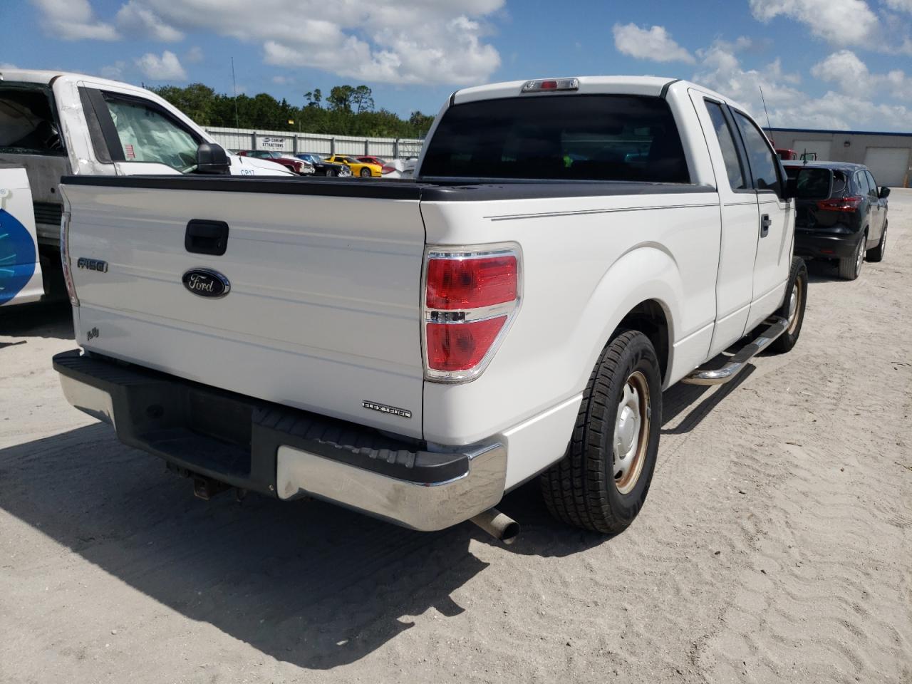 Photo 4 from auction – 2012 FORD F150 SUPER with VIN 1FTEX1CM3CFC07019