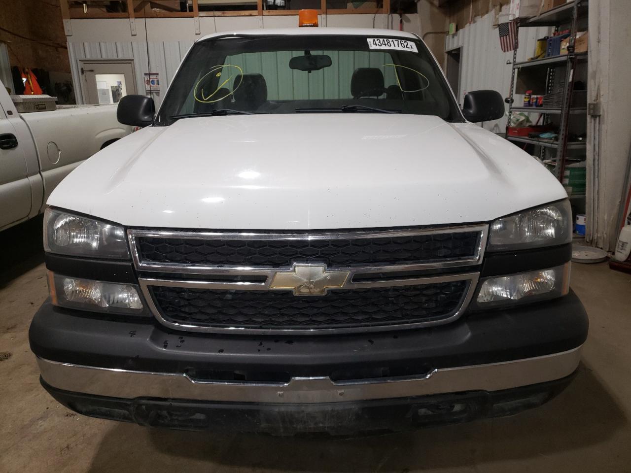 Photo 9 from auction – 2006 CHEVROLET SILVERADO with VIN 3GCEK14X96G222862