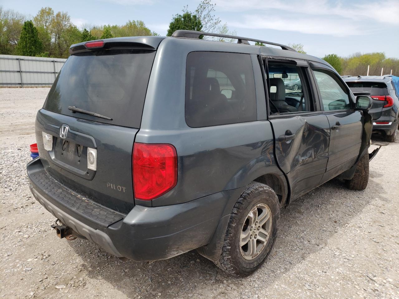 Photo 4 from auction – 2004 HONDA PILOT EXL with VIN 5FNYF18584B005378
