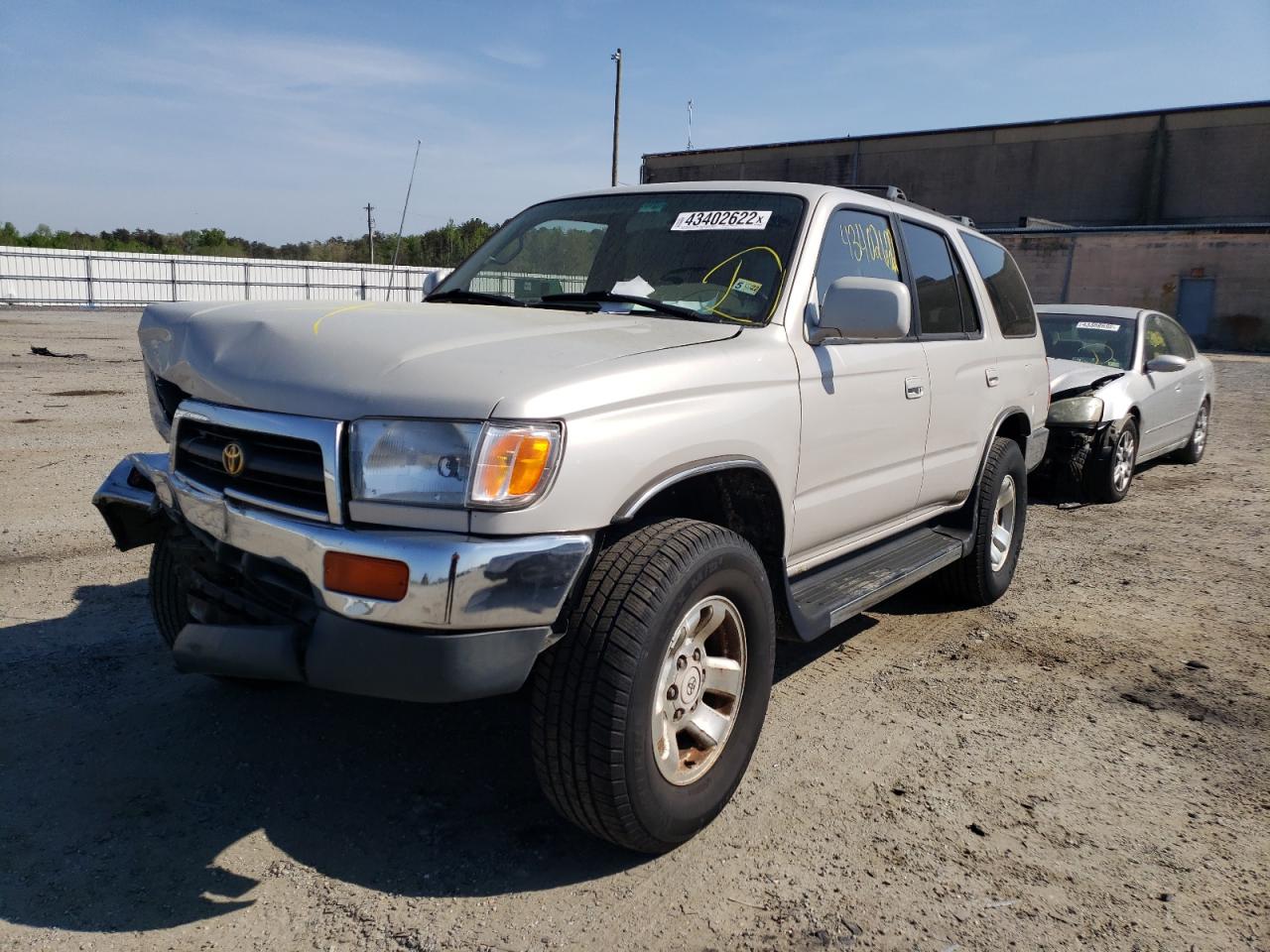 صورة رقم 2 من المزاد - 1996 TOYOTA 4RUNNER SR مع VIN JT3HN86R7T0051237