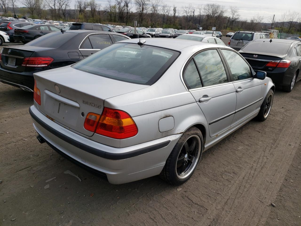 صورة رقم 4 من المزاد - 2005 BMW 330 XI مع VIN WBAEW53475PN37539