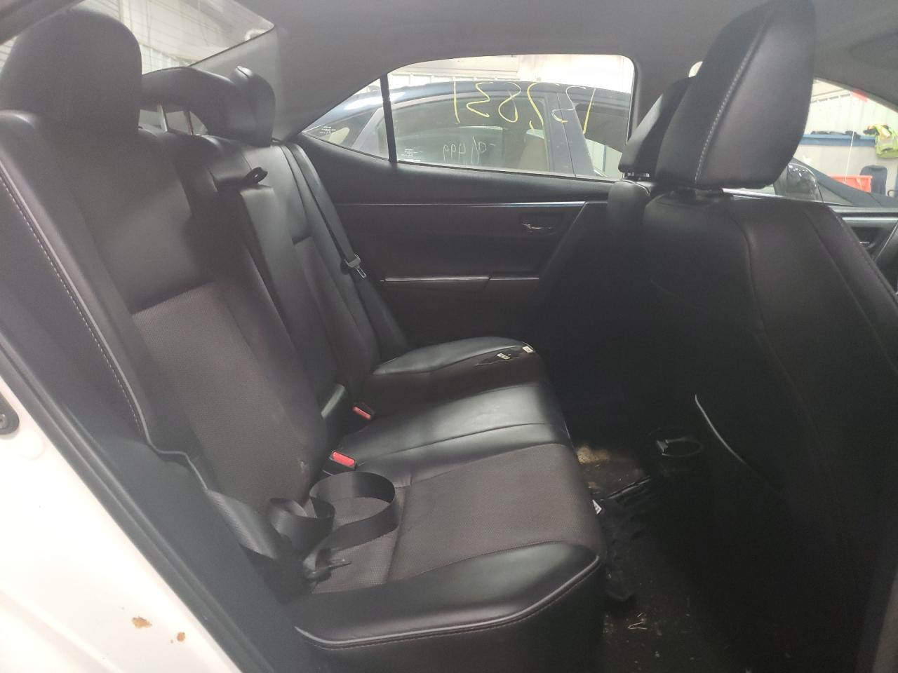 Photo 6 from auction – 2015 TOYOTA COROLLA L with VIN 5YFBURHE5FP334069