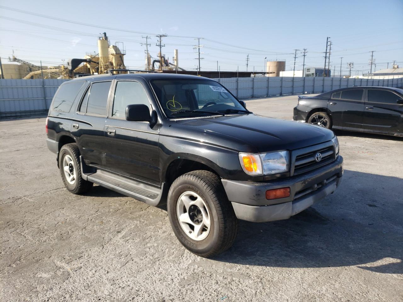 TOYOTA 4RUNNER 1996 with VIN JT3GM84R4T0002272 - Photo from auction