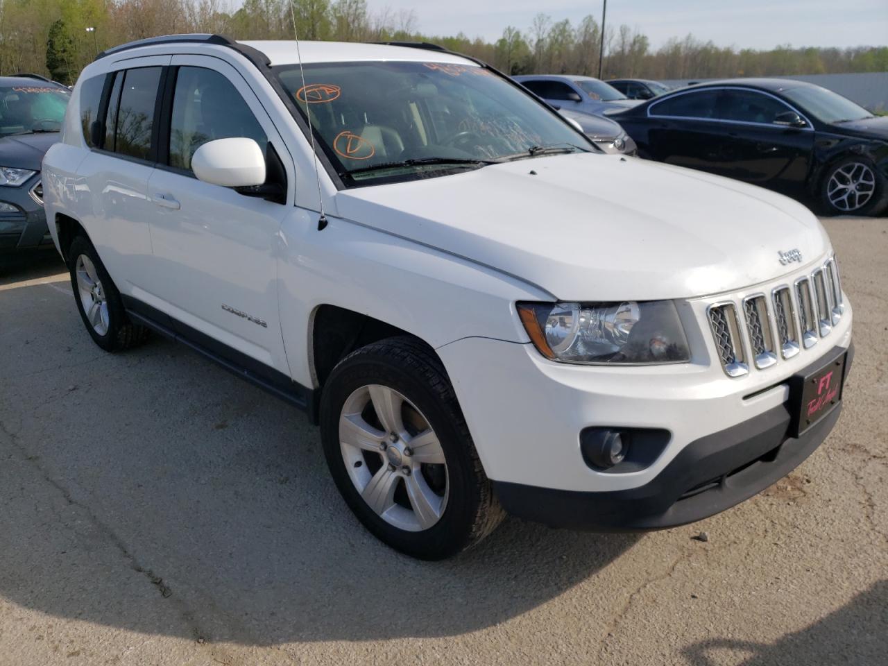 JEEP COMPASS LA 2015 with VIN 1C4NJDEBXFD259147 - Photo from auction