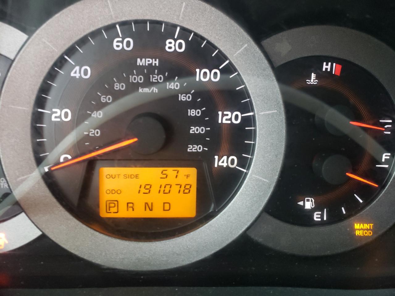 Photo 8 from auction – 2006 TOYOTA RAV4 with VIN JTMZD33V665021564