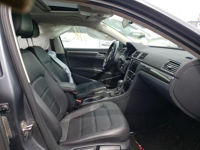 Photo 5 from auction – 2016 VOLKSWAGEN PASSAT SE with VIN 1VWBS7A3XGC007368