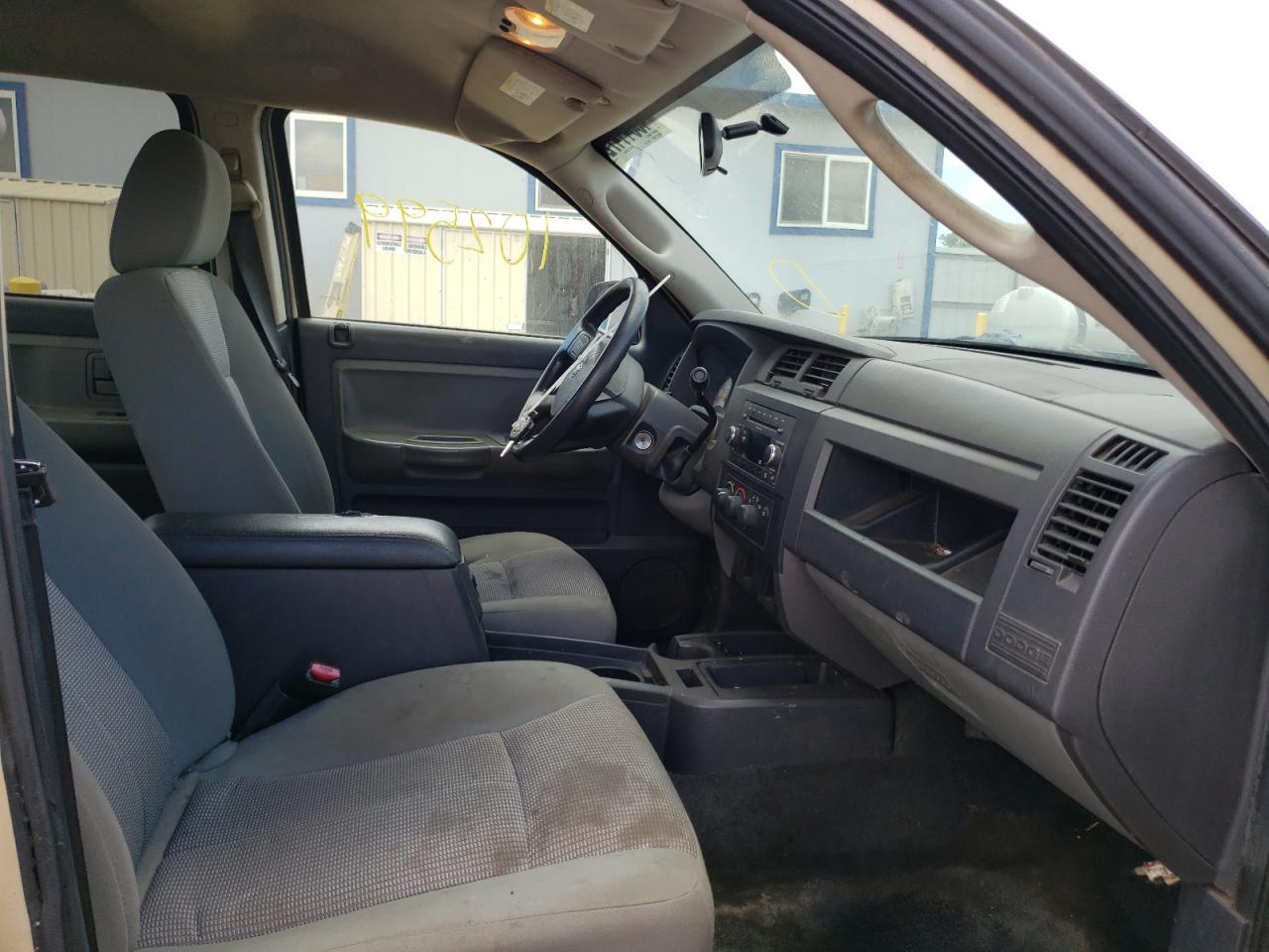 Photo 5 from auction – 2011 DODGE DAKOTA SLT with VIN 1D7RE3GK1BS580910