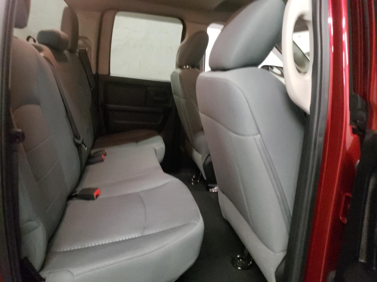 Photo 6 from auction – 2015 RAM 1500 ST with VIN 1C6RR7FM9FS564119
