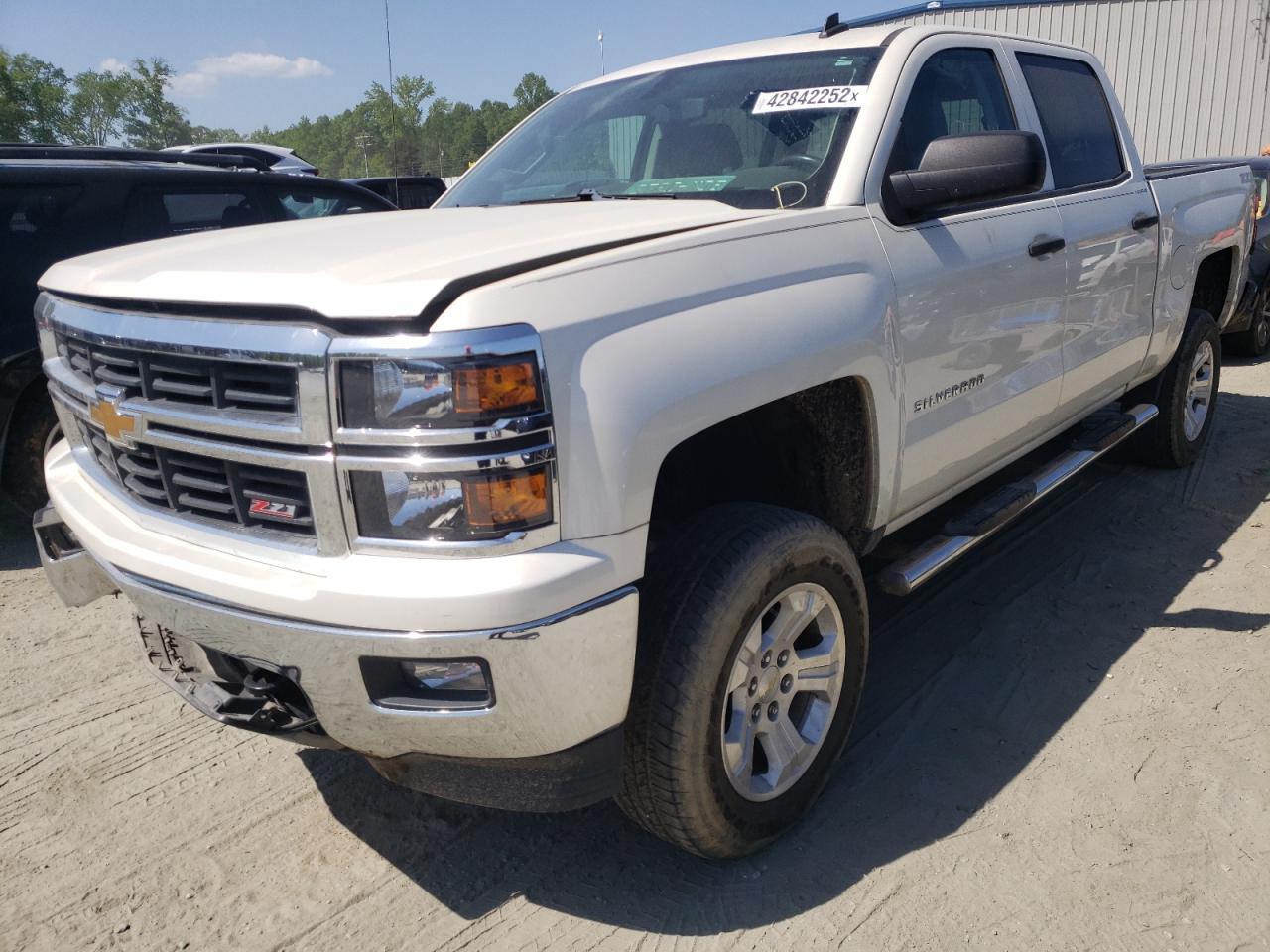 Photo 2 from auction – 2014 CHEVROLET SILVERADO with VIN 3GCUKREC5EG293349