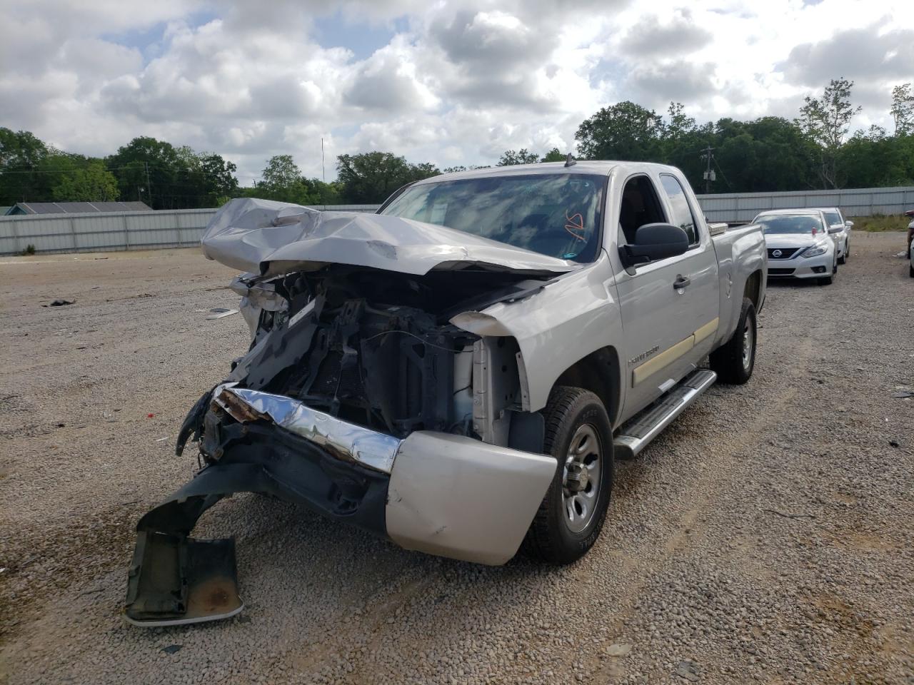 Photo 2 from auction – 2007 CHEVROLET SILVERADO with VIN 2GCEC19C871615779