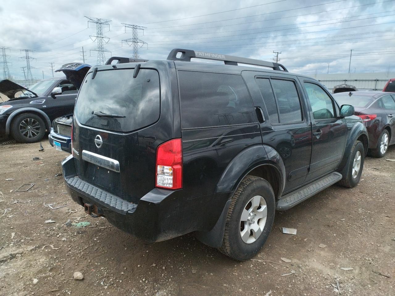 Photo 4 from auction – 2005 NISSAN PATHFINDER with VIN 5N1AR18WX5C735465