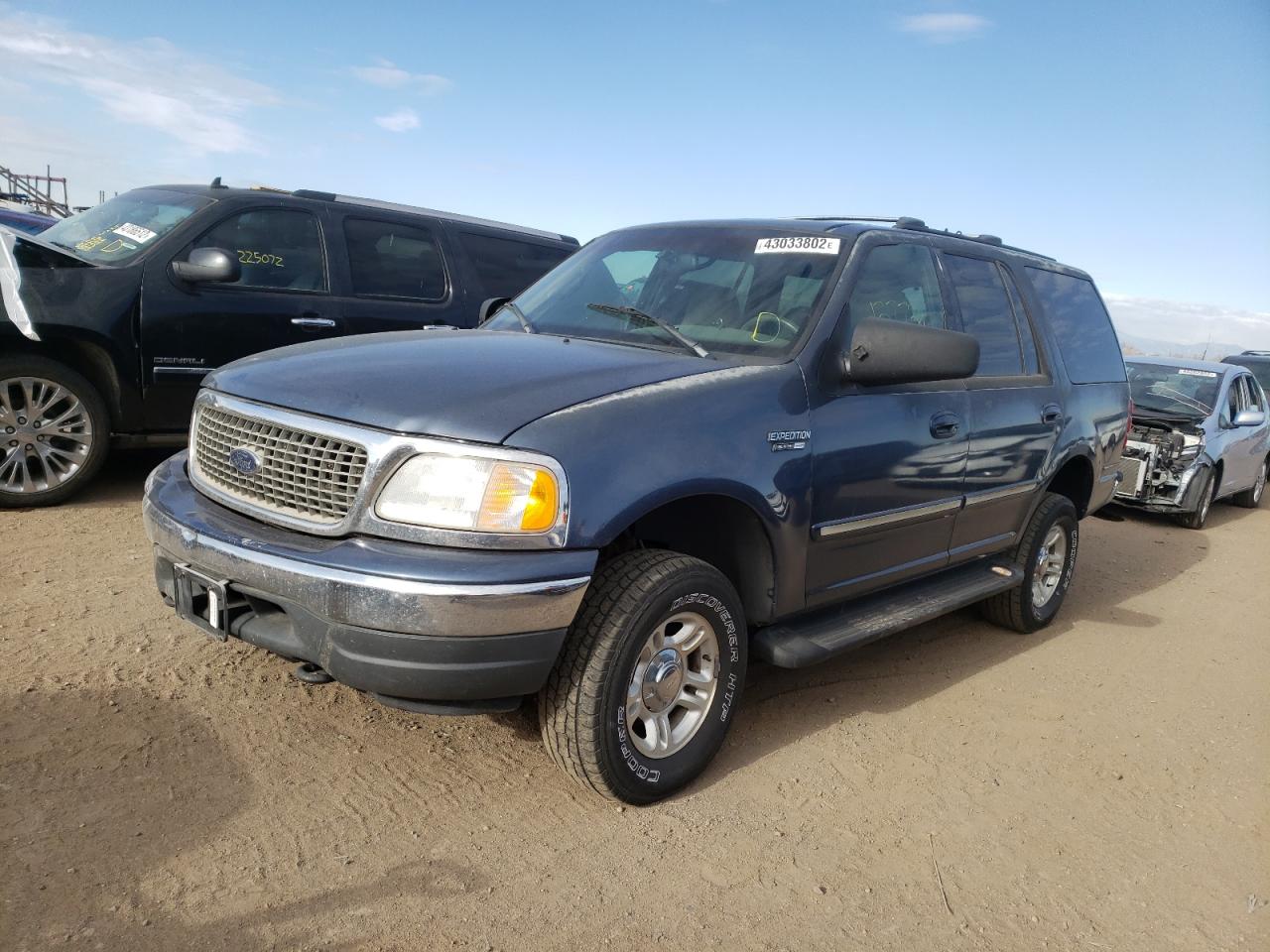 Photo 2 from auction – 2001 FORD EXPEDITION with VIN 1FMPU16L61LB11822