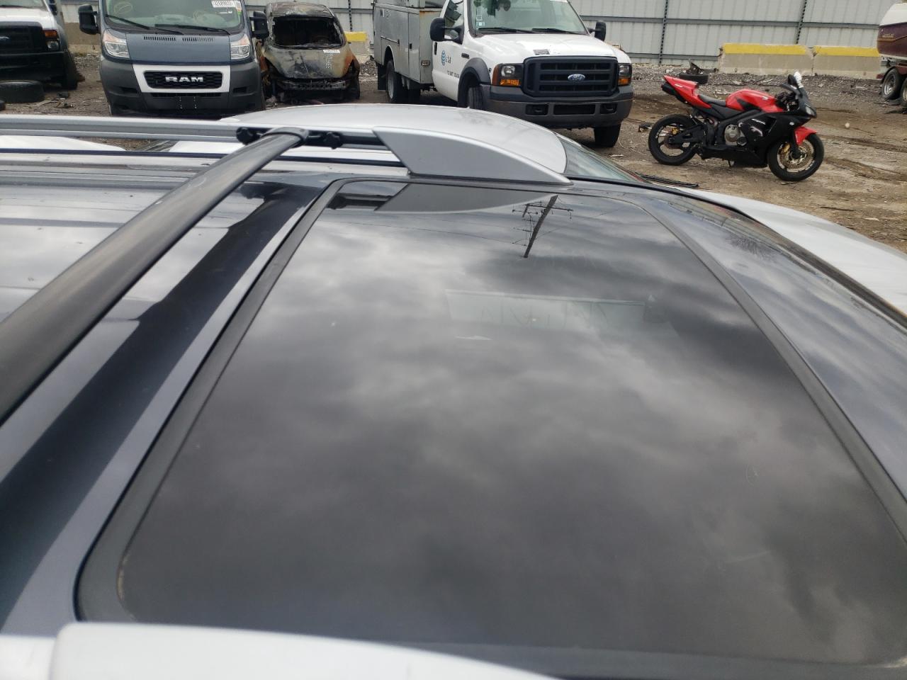 Photo 9 from auction – 2004 TOYOTA 4RUNNER SR with VIN JTEBU14R440043608
