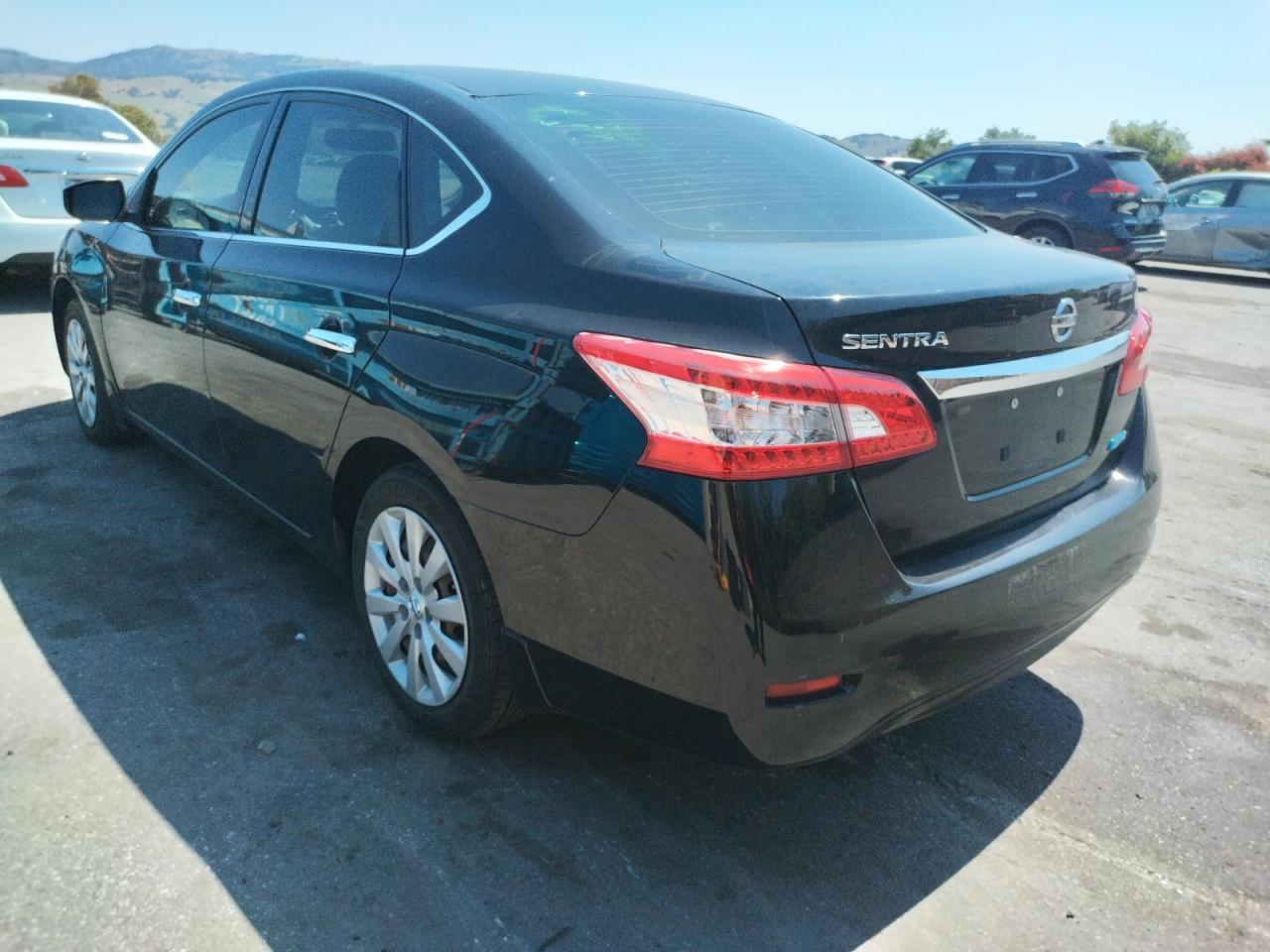 Photo 3 from auction – 2014 NISSAN SENTRA S with VIN 3N1AB7AP6EL662200