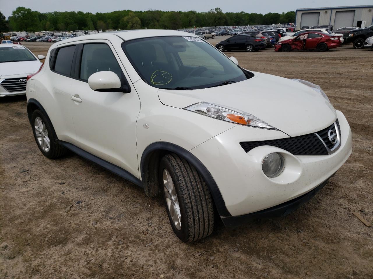 NISSAN JUKE S 2013 with VIN JN8AF5MR9DT224384 - Photo from auction
