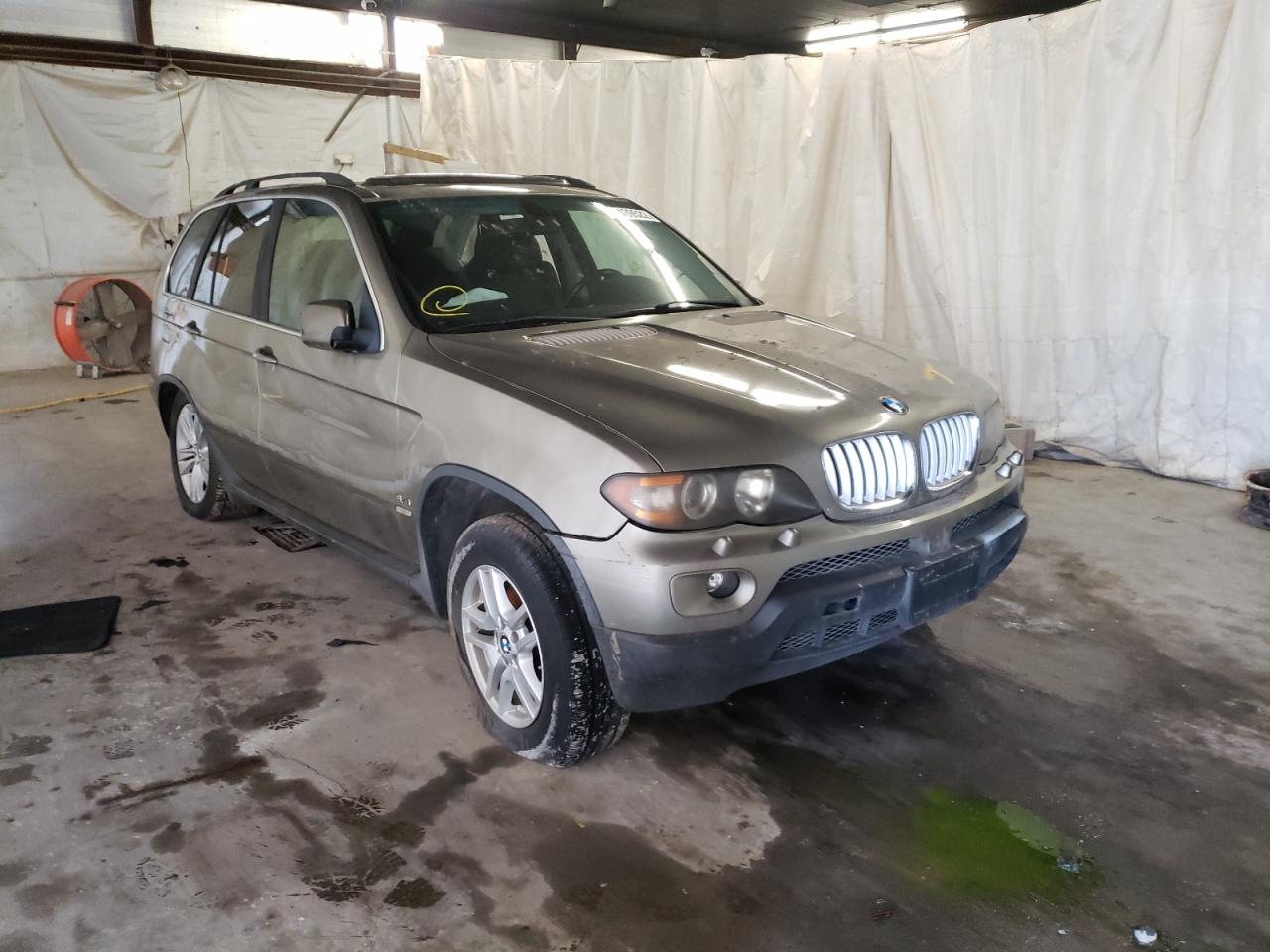 Photo 1 from auction – 2004 BMW X5 4.4I with VIN 5UXFB53594LV00413