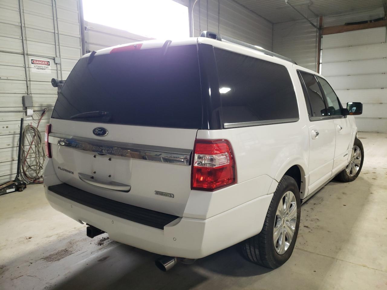 Photo 4 from auction – 2015 FORD EXPEDITION with VIN 1FMJK1MT9FEF39233