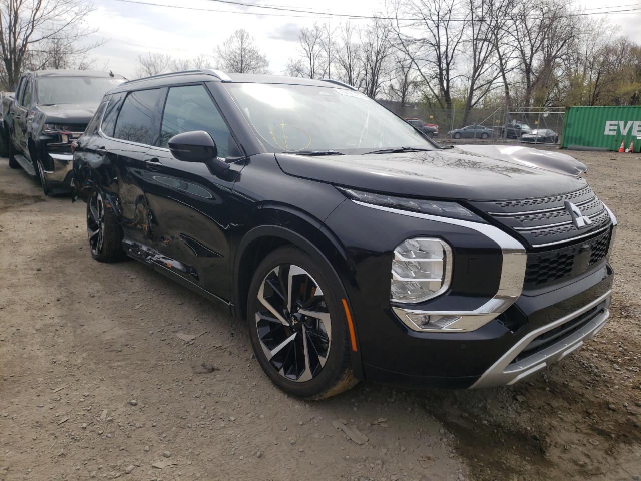 MITSUBISHI OUTLANDER 2022 with VIN JA4J4VA81NZ029403 - Photo from auction