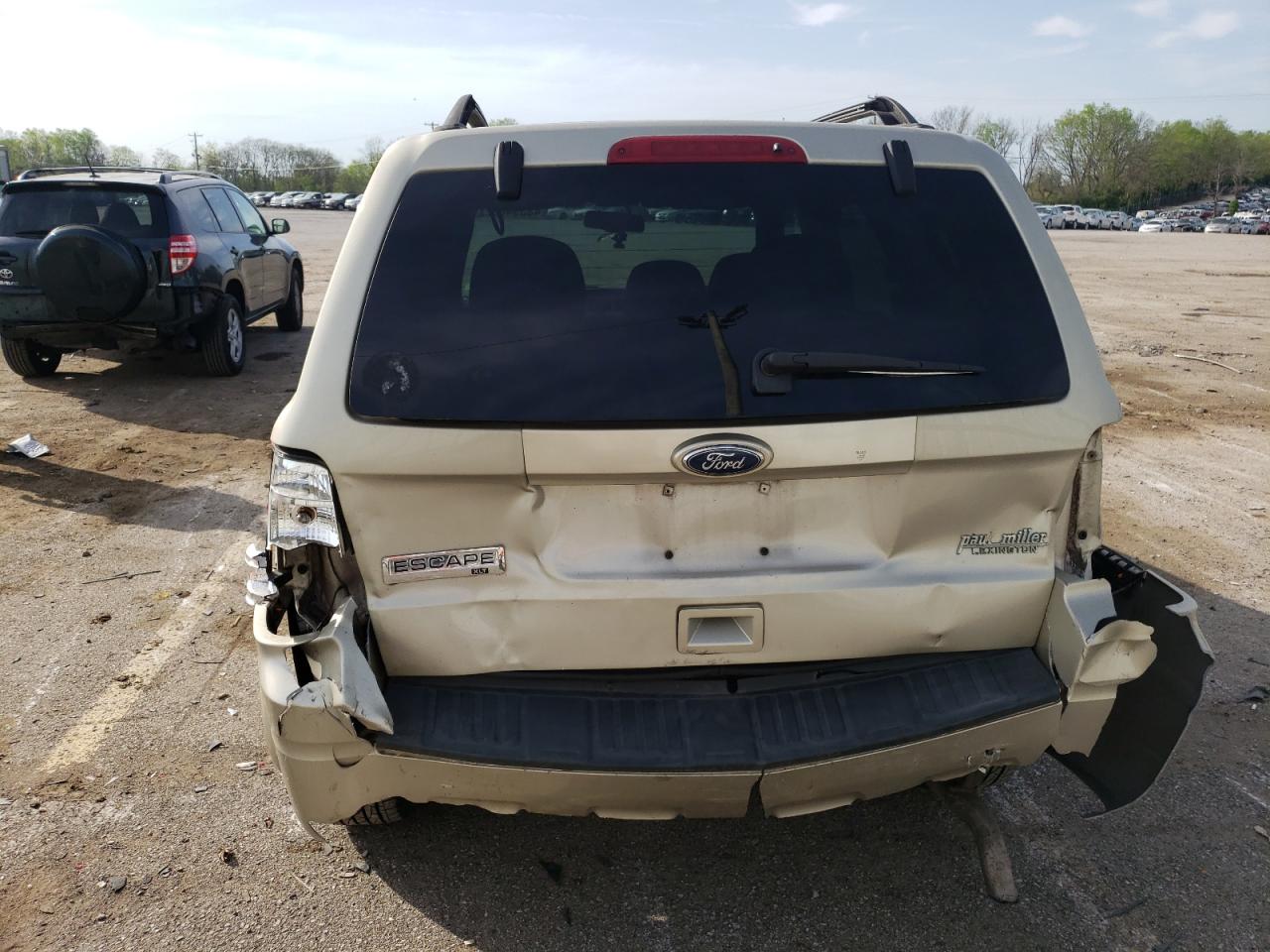 Photo 9 from auction – 2011 FORD ESCAPE XLT with VIN 1FMCU0D76BKA32270
