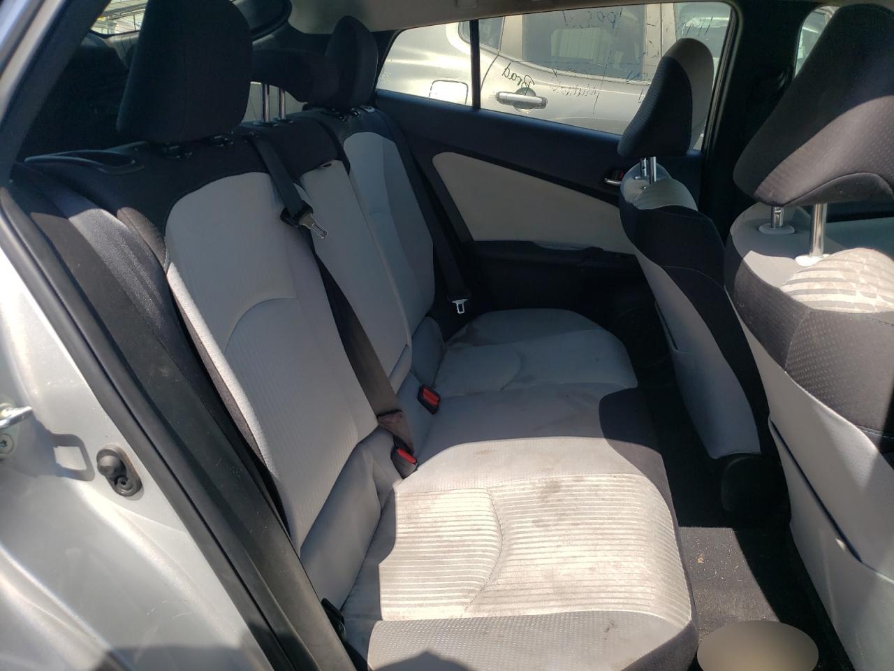 Photo 6 from auction – 2016 TOYOTA PRIUS with VIN JTDKARFU1G3016804