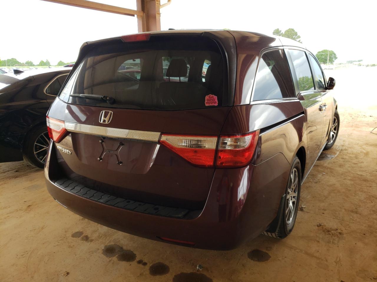 Photo 4 from auction – 2011 HONDA ODYSSEY EX with VIN 5FNRL5H61BB052360