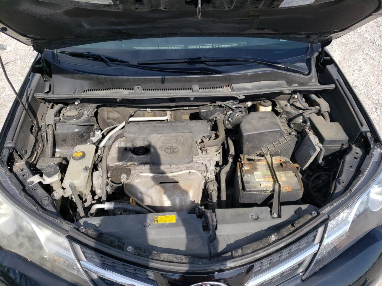 Zdjęcie 7 z aukcji – 2014 TOYOTA RAV4 LE z VIN 2T3BFREV6EW157955