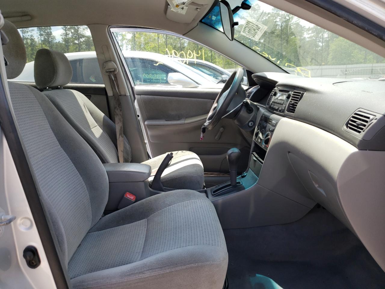Photo 5 from auction – 2006 TOYOTA COROLLA CE with VIN JTDBR32E060094558
