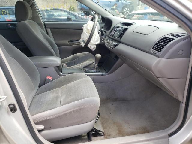 Photo 5 from auction – 2005 TOYOTA CAMRY LE with VIN 4T1BE32K55U530048