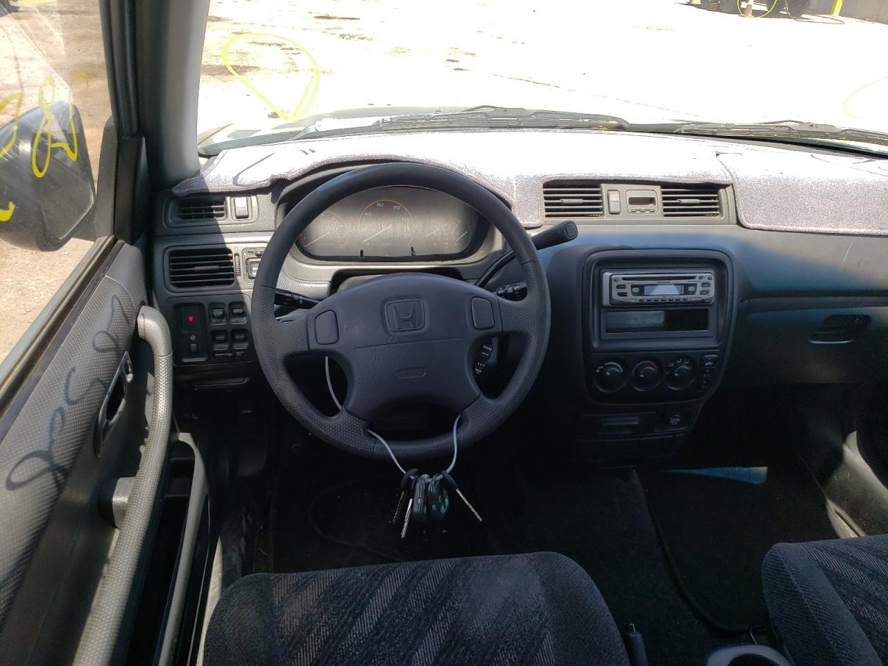 Photo 9 from auction – 2001 HONDA CR-V LX with VIN JHLRD28481S001937