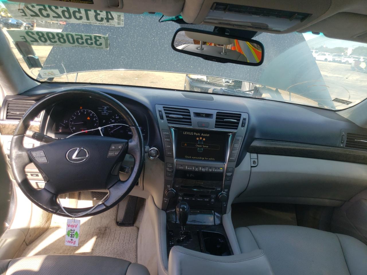 Photo 9 from auction – 2007 LEXUS LS 460L with VIN JTHGL46F975020056