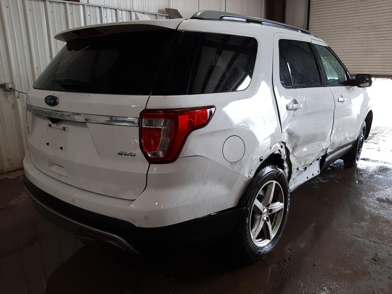 Photo 4 from auction – 2017 FORD EXPLORER X with VIN 1FM5K8D80HGB20457