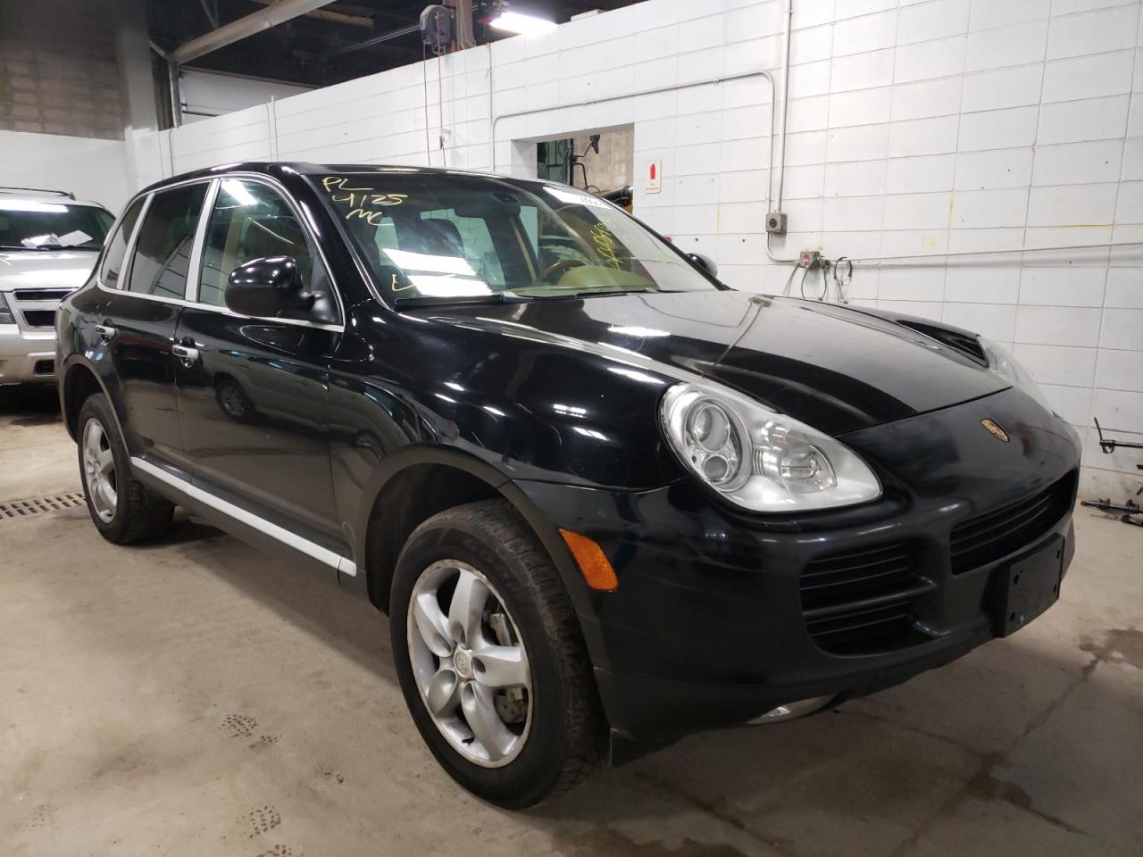 PORSCHE CAYENNE S 2004 with VIN WP1AB29P94LA70786 - Photo from auction